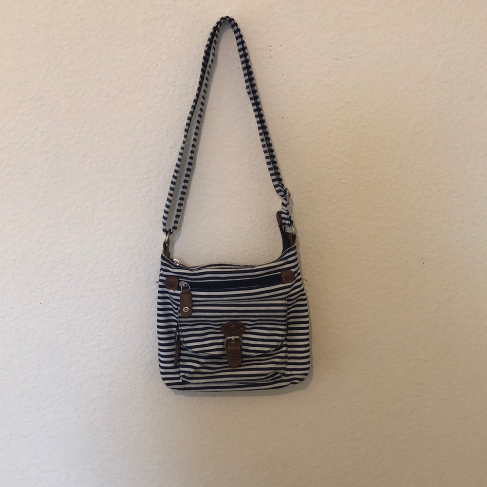 A small shoulder bag